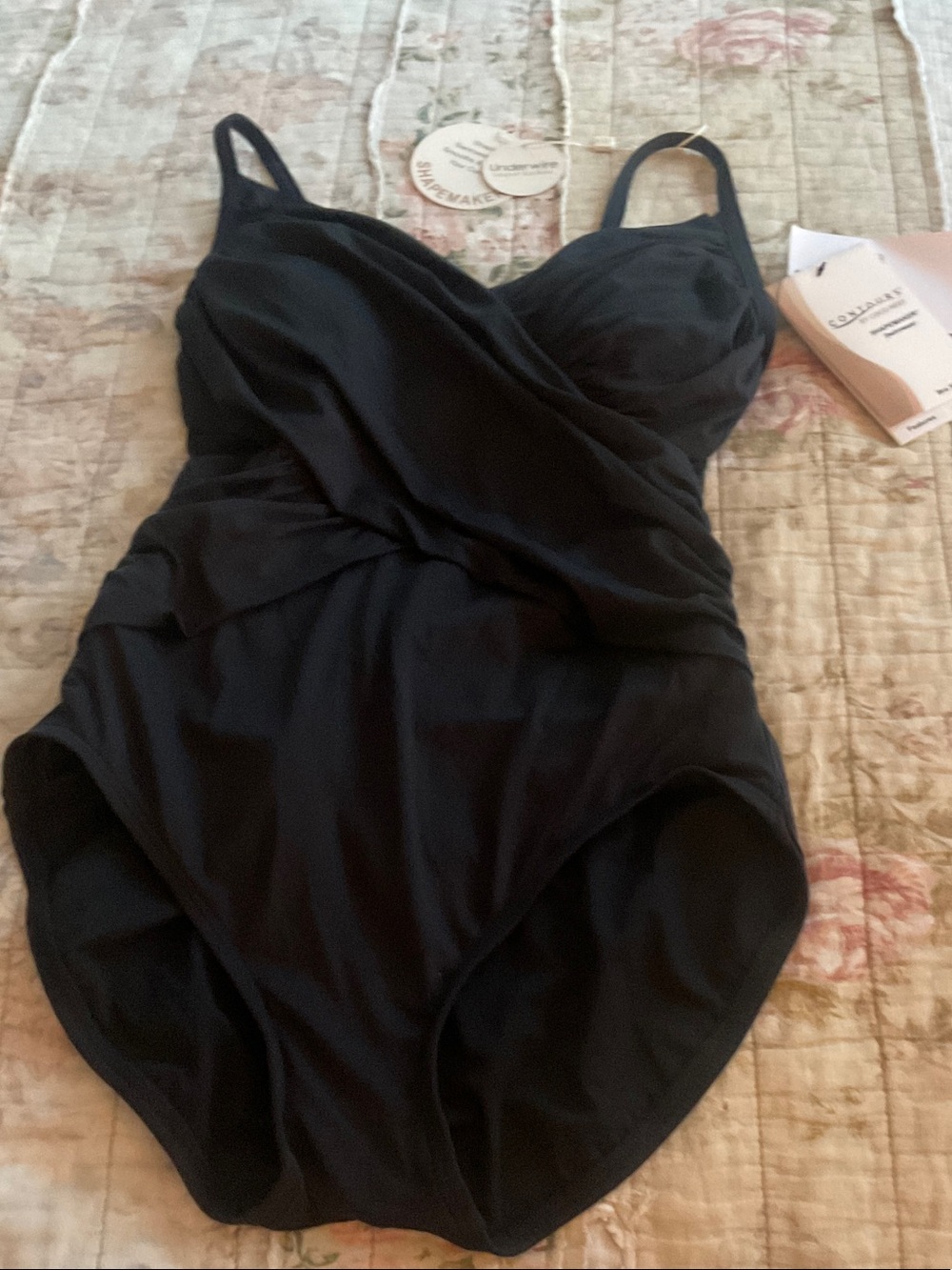 NWT Contours Shapewear Swimsuit Mesh Sides Sz 8 32=C/D Black One-Piece - Picture 1 of 9
